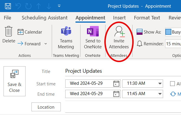 Appointment ribbon in new meeting window showing the Invite Attendees button marked by a red circle.