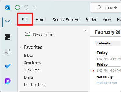 Screenshot Outlook Classic selecting File button
